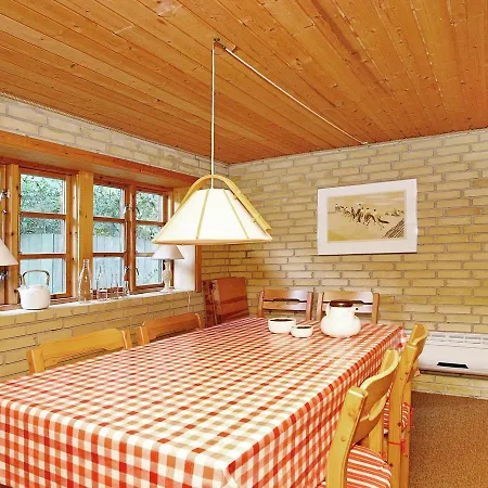 Three-bedroom Holiday In Pandrup 10 *